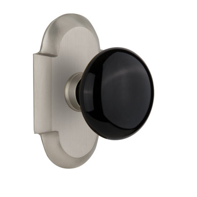 Cottage Plate with Black Porcelain Door Knob