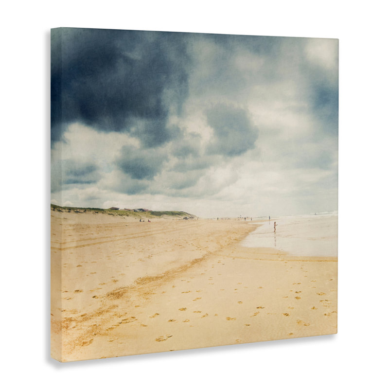 «Beach On A Cloudy Day», toile par Dirk Wüstenhagen, H 17 po x l 17 po