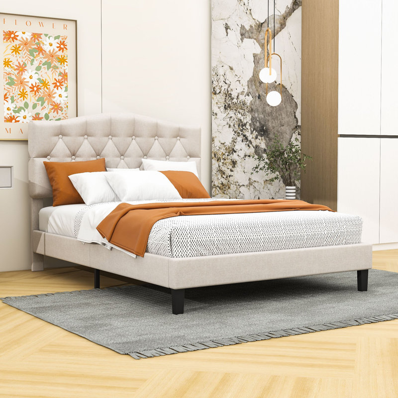 Lit plateforme tapissier avec tête de lit Fatmata, Double