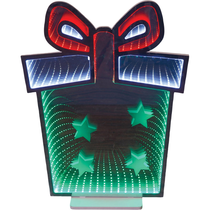 LED Lighted Window Décor