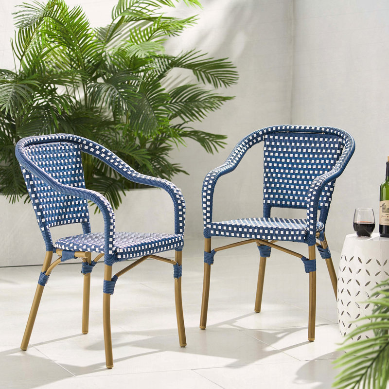Ensemble de 2 chaises bistro d'inspiration française avec structure en aluminium, finition à imprimé bois, emballage en osier