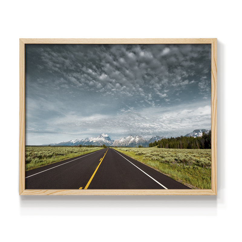 Empty Park Road - Reproduction encadrée - Restickable, H 8 po x l 10 po, Naturel