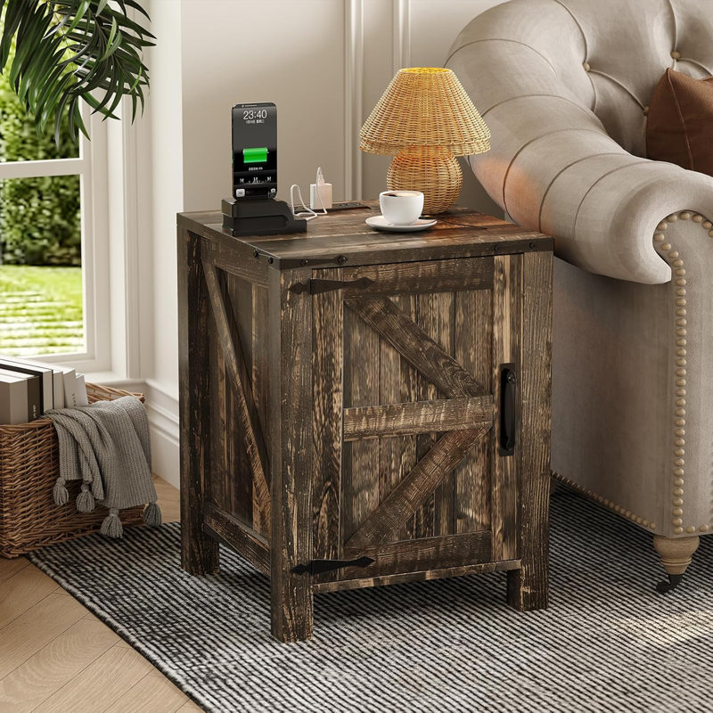 Table de chevet avec station de charge USB - Table de bout rustique 18 po avec porte de grange coulissante, tablette réglable, rangement à deux niveaux - Chambre / salon