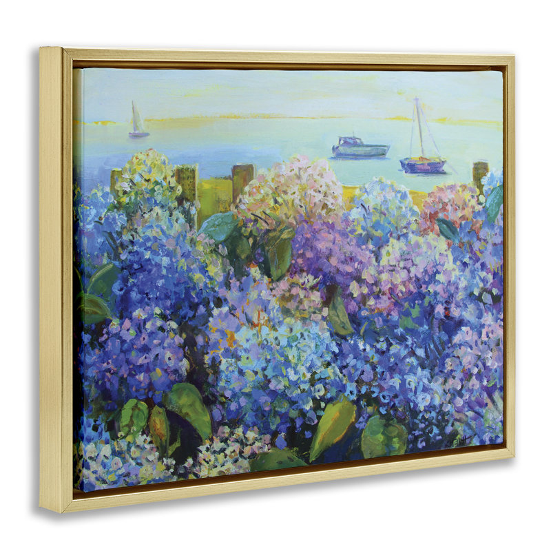«Hydrangea by the Sea», art mural encadré par Catherine Elliot, Cadre flottant métallique doré, H 17 po x l 21 po