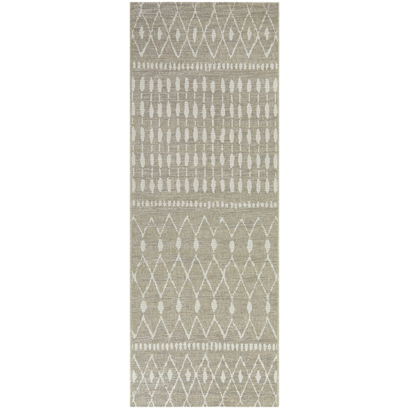 Peleus Tan/Taupe Global Diamond Indoor/Outdoor Area Rug, Runner 2'8" x 7'