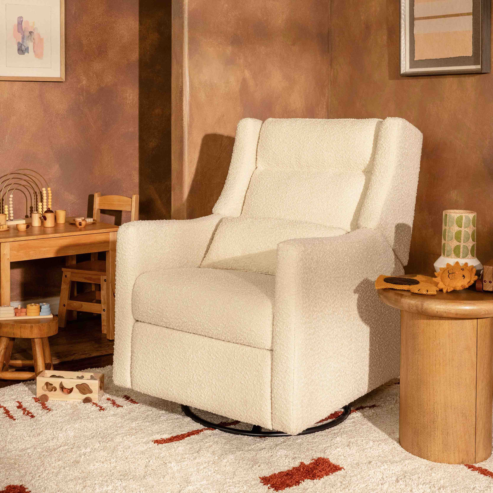 Kiwi Swivel Glider, Performance Ivory Boucle