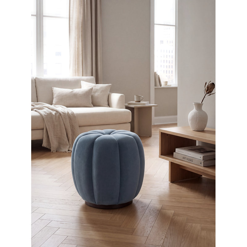 Cindy Ottoman, Blue