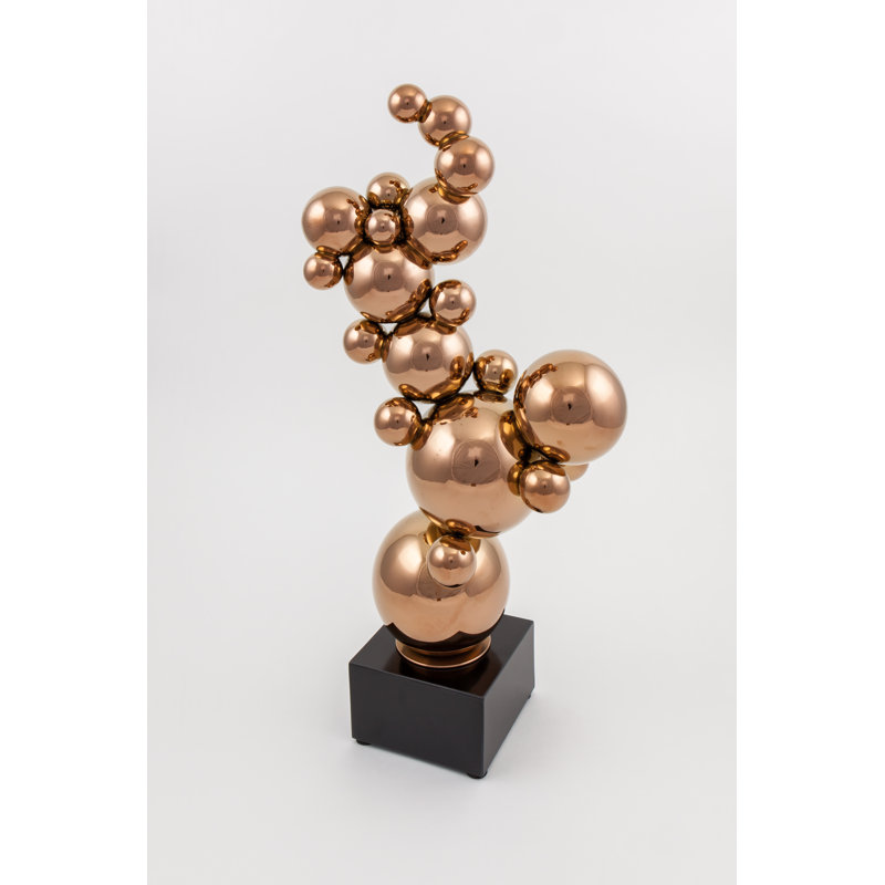 Figurines & Sculptures
