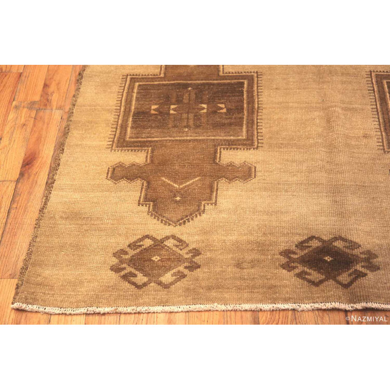 Tapis turc à motif géométrique primitif Gallery