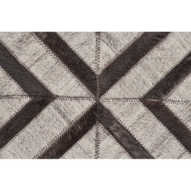 Grossi Viscose Geometric Indoor Rug, Rectangle 5' x 8'