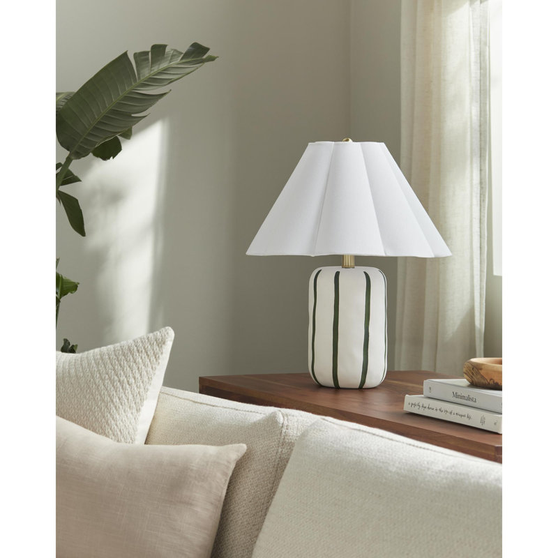 Lampe de table Lowrey, Orange, H 21 po x l 16 po x P 16 po