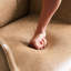 Chaise en cuir PU pour la maison, ambre, structure en bois massif, fauteuil de salon moderne de style confortable en cuir, pieds