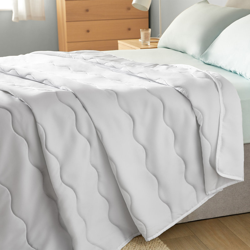 Silentnight Summer Breeze 2.5 Tog Light Duvet, Kingsize