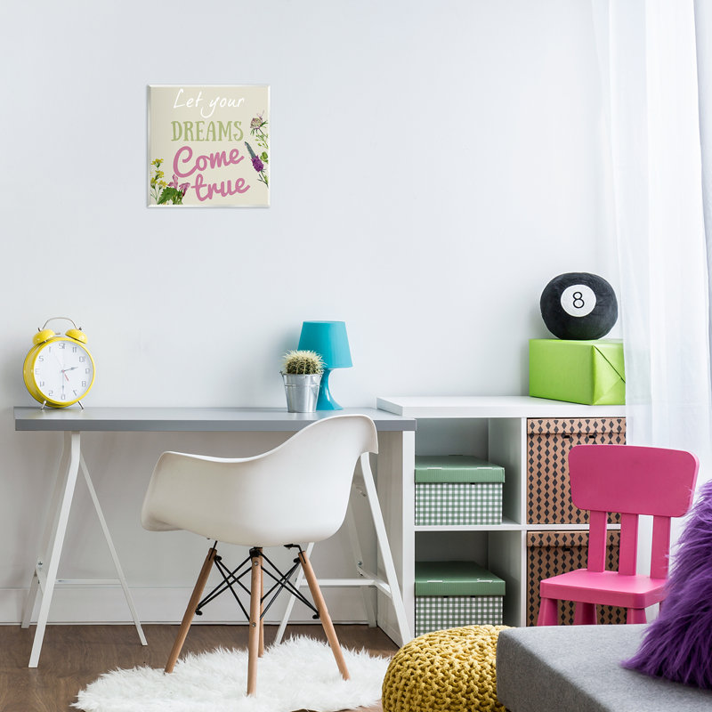Plaque murale Dreams Come True with Florals, design par Kim Allen
