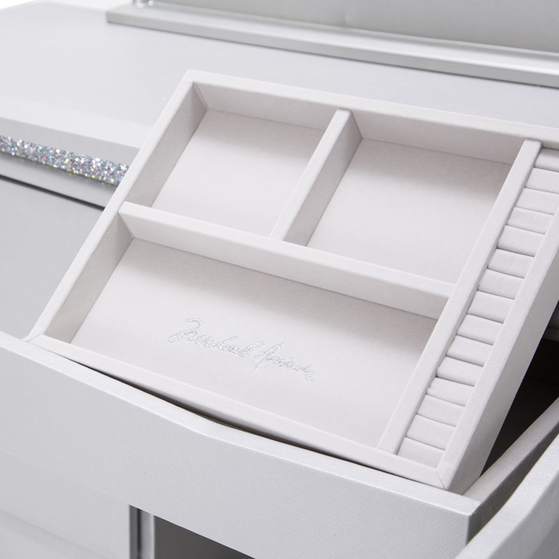 Melrose Plaza 8 - Drawer Dresser