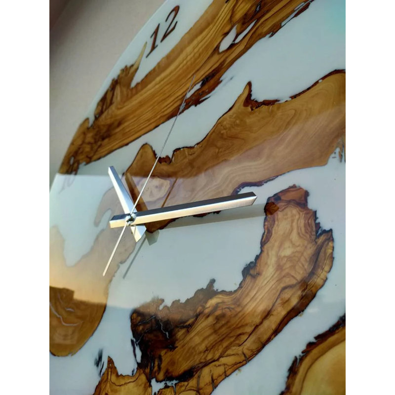 Horloge murale en bois, H 8 po x l 8 po x P 2 po