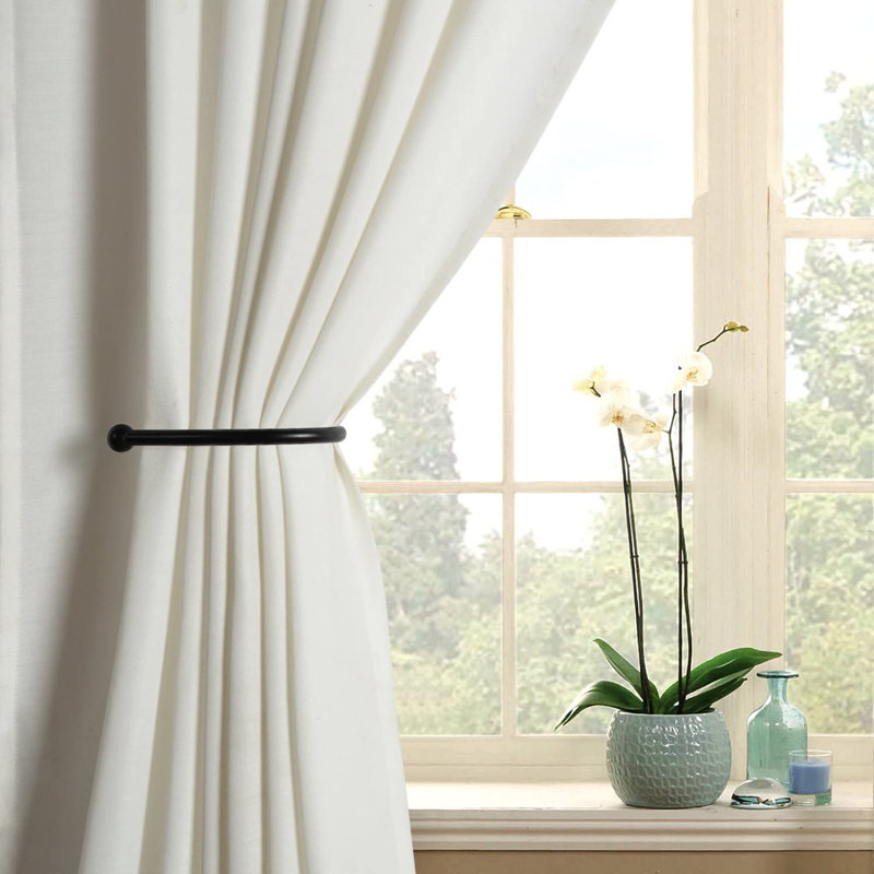 Iron Curtain Tieback