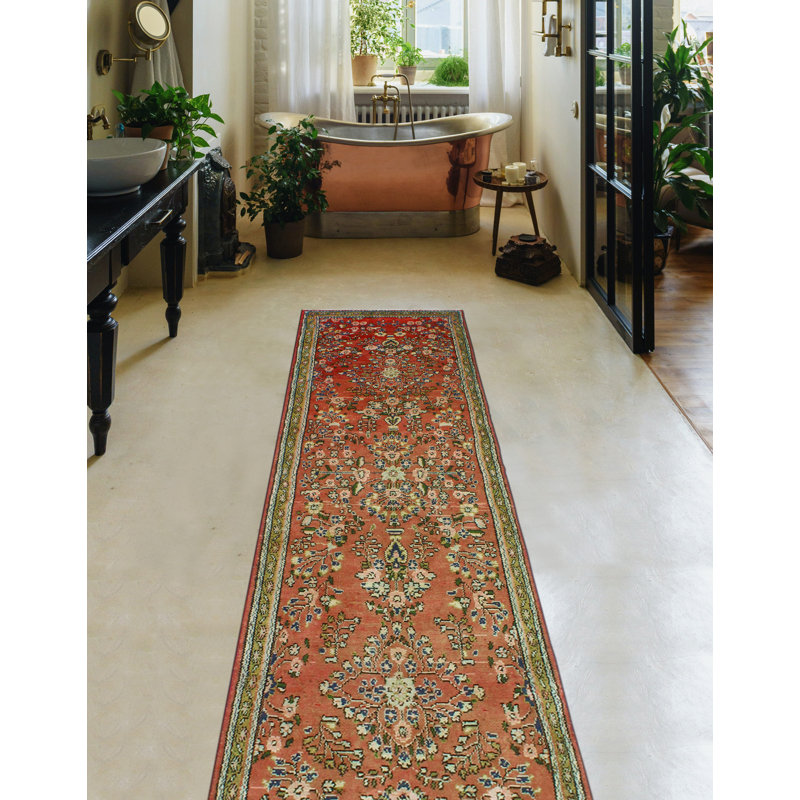 Khylar Distressed Engin Rust Runner