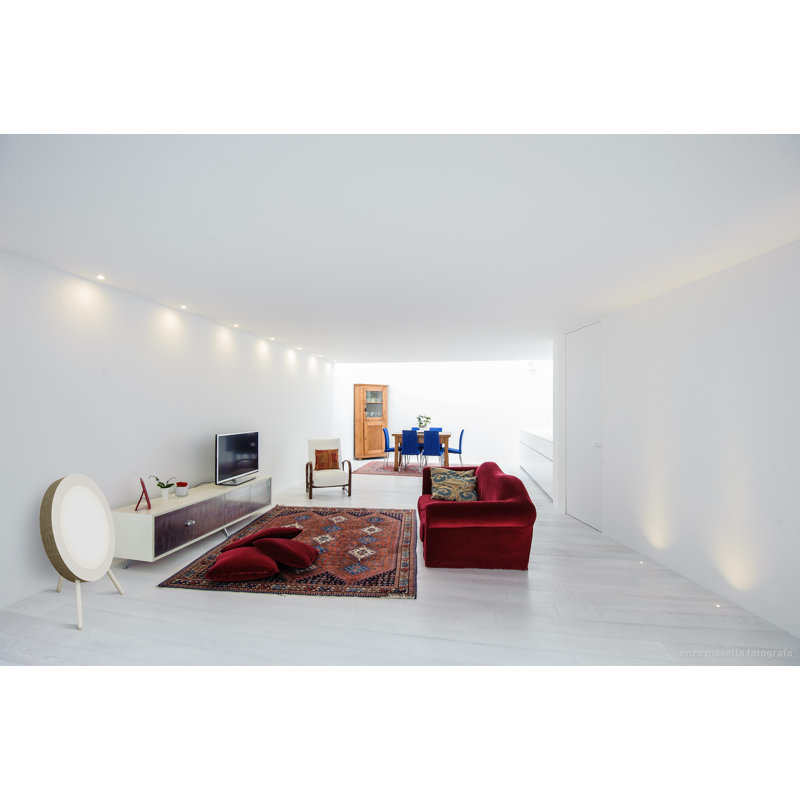 Lampe trépied del 36 po Herzberg