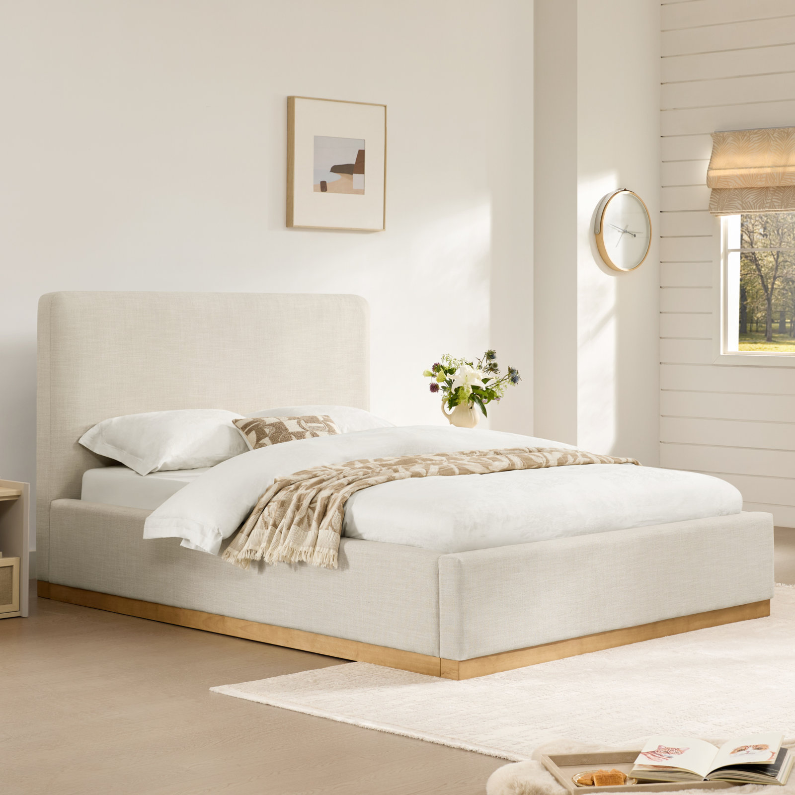 Delpha Upholstered Oak Bed, Queen, Effie Linen Performance Linen