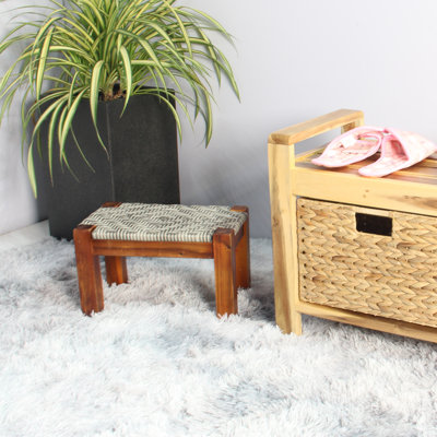 Dock Wooden Rest Stool With Wicker Seat