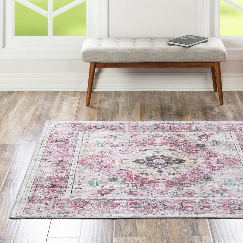 Njay Oriental Indoor Rug, Square 7'10"