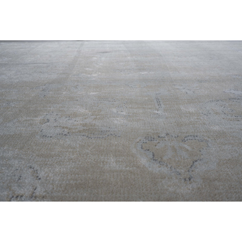 Tapis élégant en viscose de style persan pour les espaces très fréquentés