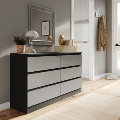 Sreyan Solid Wood 6 - Drawer Rectangle Accent Chest