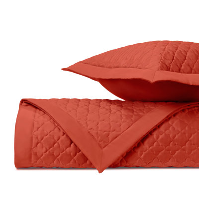 Clover Coverlet Set