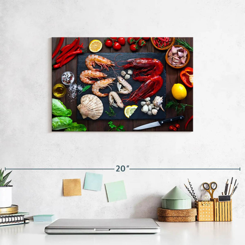 Yarlin Cooking Seafood, 8" H x 12" W