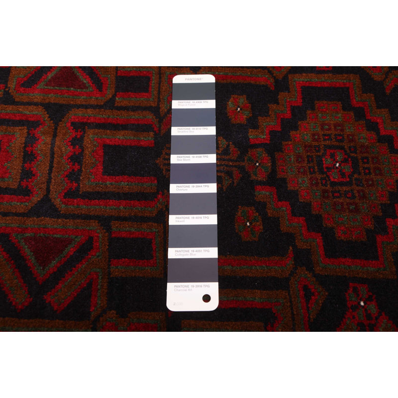 Tapis bleu marine Teimani 3 pi 8 po x 6 pi 7 po