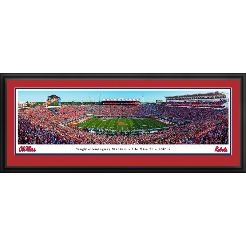 Impression panoramique Ole Miss Football, H 18 po x l 44 po x P 1,375 po, Cadre noir