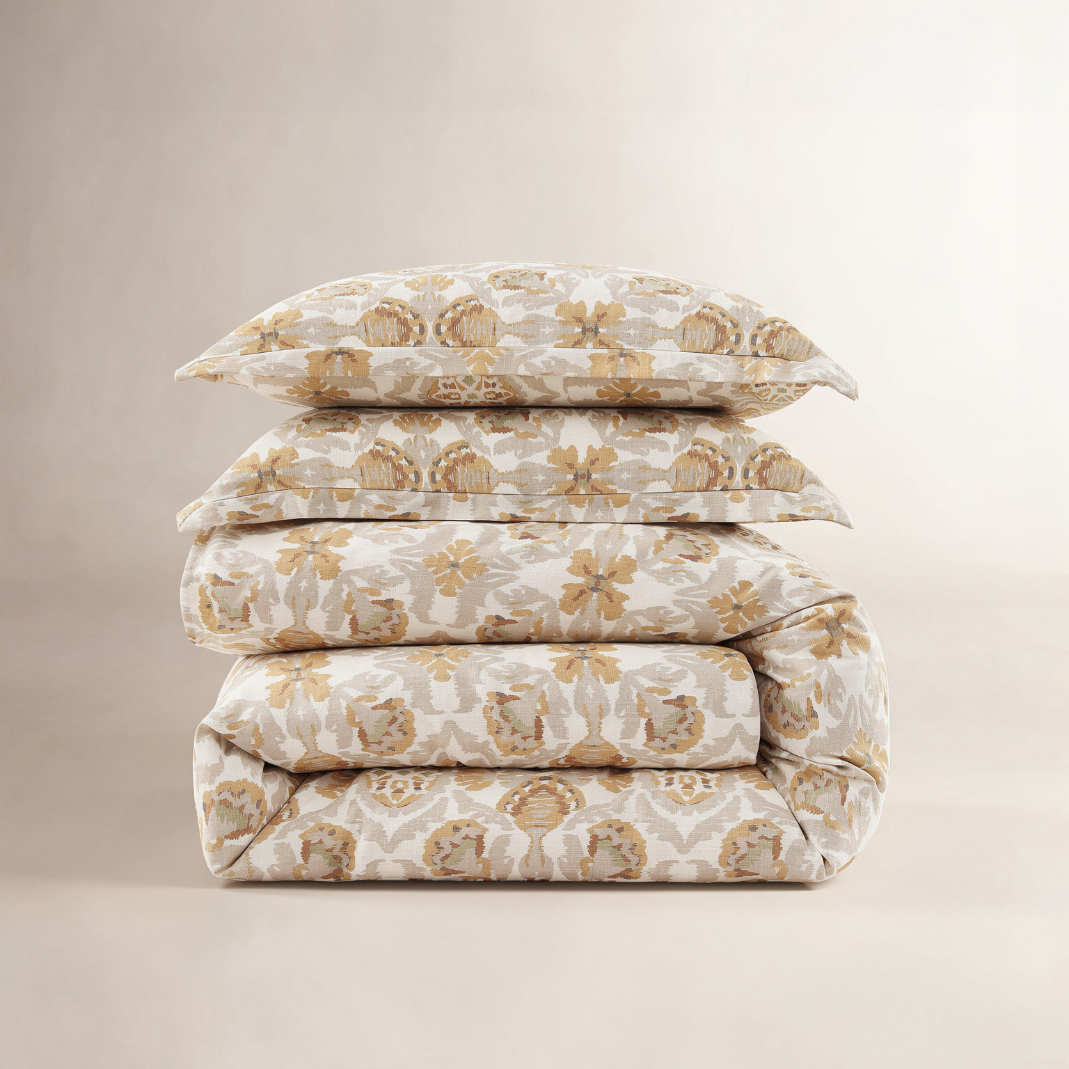 Reiner Linen Comforter Set, Queen Comforter + 2 Standard Pillow Shams