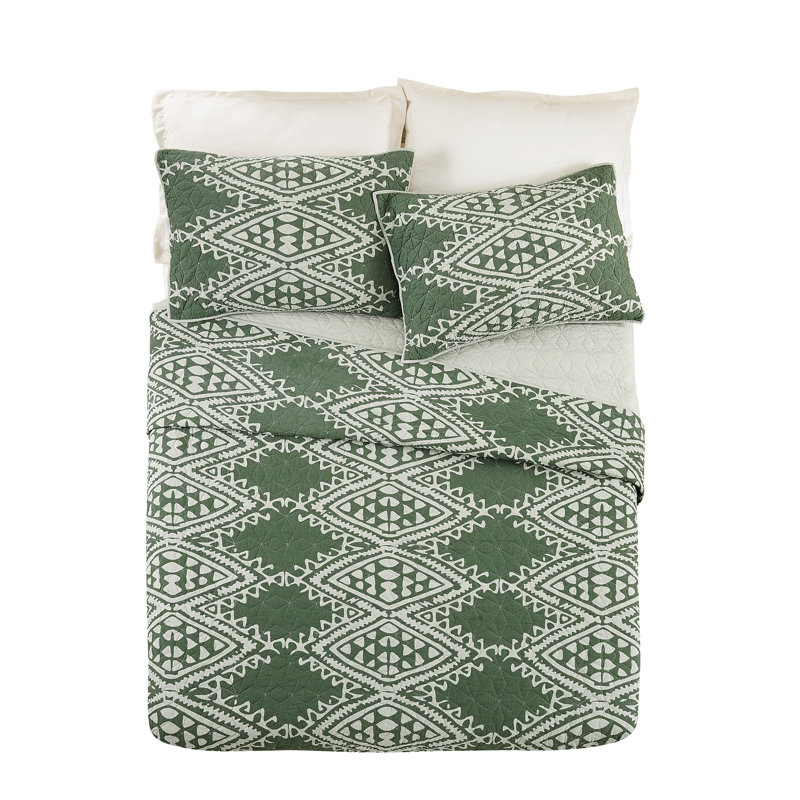 Aisha 100% Cotton Reversible Quilt Set – Sage Green Global-Inspired Boho Bedding, King Quilt  + 2 Shams