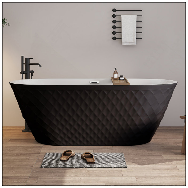 Baignoire autoportante en acrylique de 67 po avec motif à losanges unique: forme ovale spacieuse, trop-plein chromé et bonde escamotable certifiée CUPC