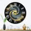 Horloge murale en métal-93383464