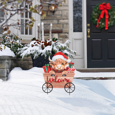 H 24,25 po de Noël en métal Highland Cow avec piquet de jardin Barrow