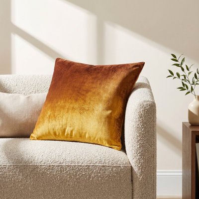 Theodosia 22" x 22" Pillow Cover