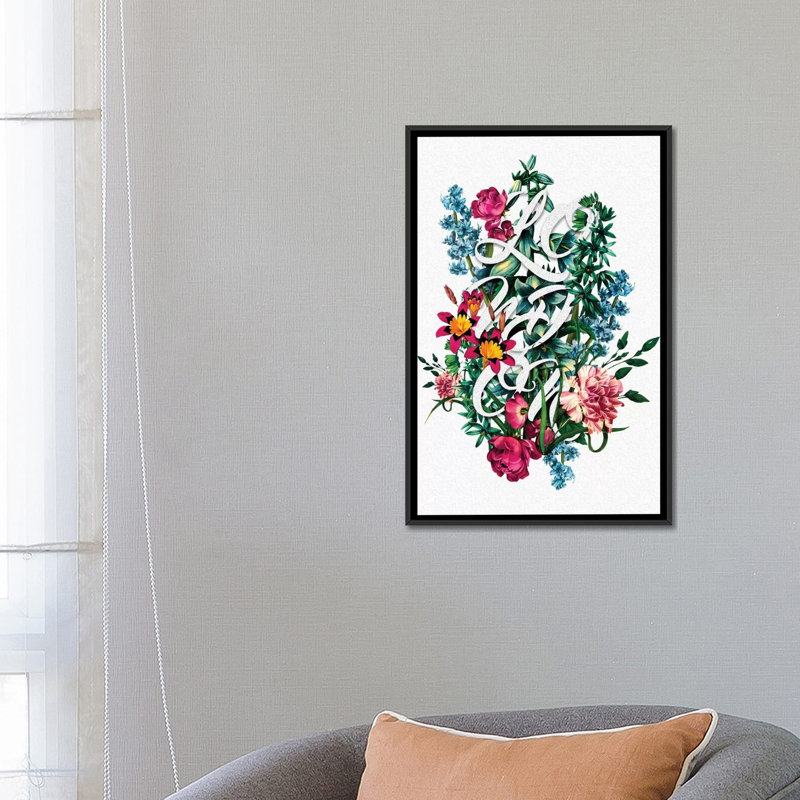 «London I» par Burcu Korkmazyurek - Estampe numérique sur toile tendue avec châssis, H 26 po x l 18 po x P 1,5 po