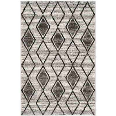 Arshia Geometric Grey/Beige Area Rug