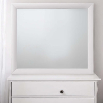 Elegant Vanity Dresser Mirror With Sturdy Frame Construction