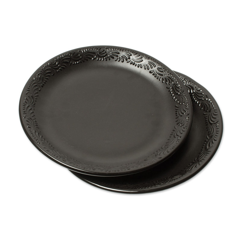 Assiettes plates Conchetta fabriquées à la main en céramique noire (paire)