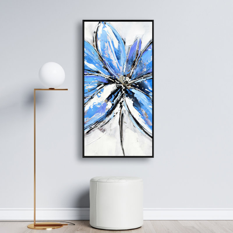 Blue Flower Print On Canvas, H 48 po x l 24 po