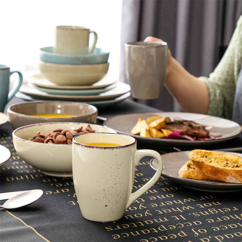 Navia 32 Piece Dinnerware Set - Service for 8, Nature