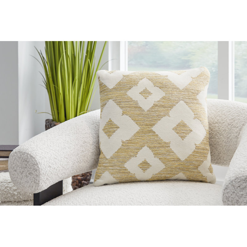 Brockner Next-Gen Nuvella Pillow