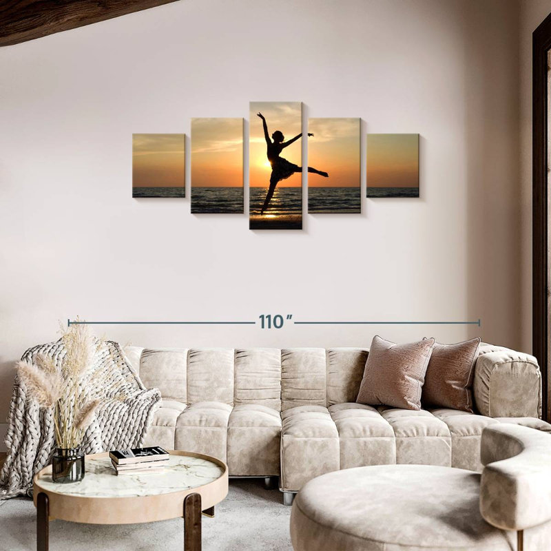 Ballerine au coucher du soleil, H 34 po x l 74 po