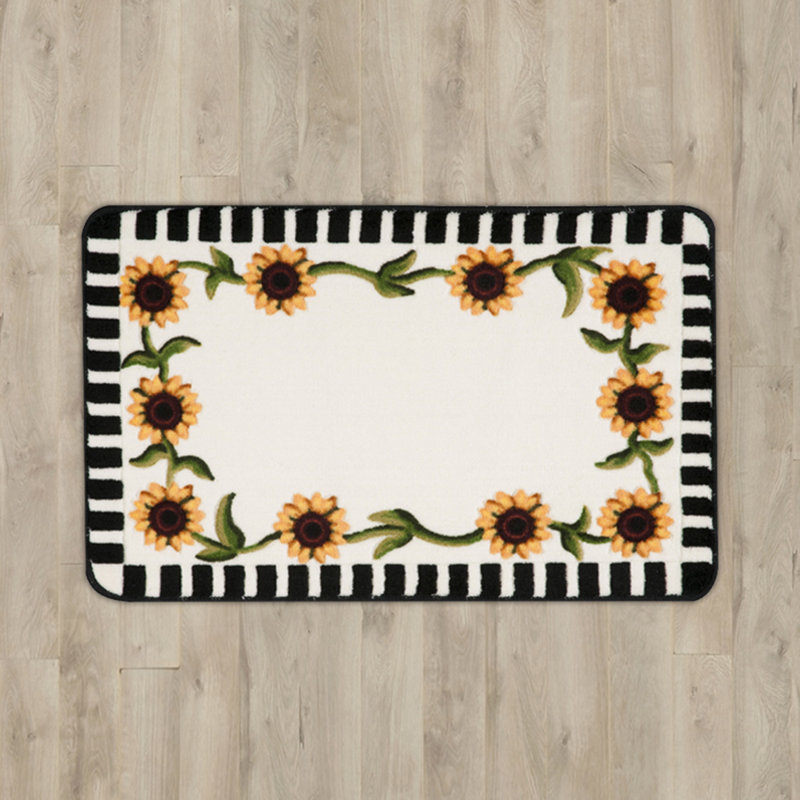 Lyn Floral Indoor Rug