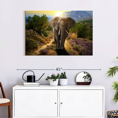 Éléphant gambadant