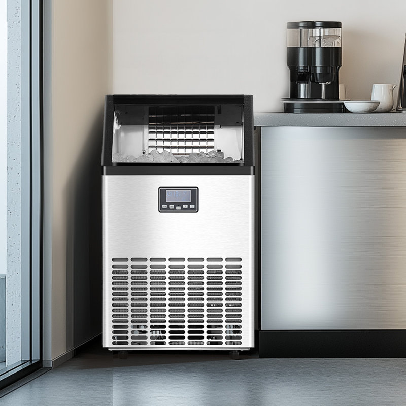 Machine à glaçons commerciale autoportante 120lbs / 24H 45 cubes de glace