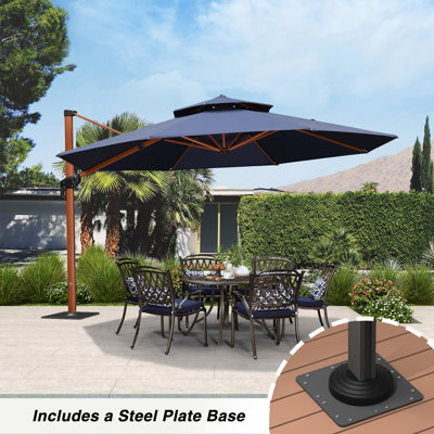 Parasol en porte-à-faux à motif en bois de 156 po avec base en tôle d'acier